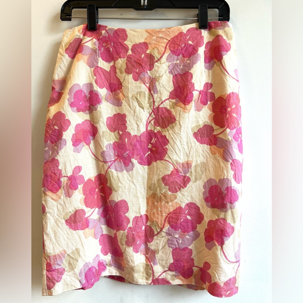 LOFT Feminine Pink Floral Pencil Silk/Cotton Skirt on Cream Business Casual